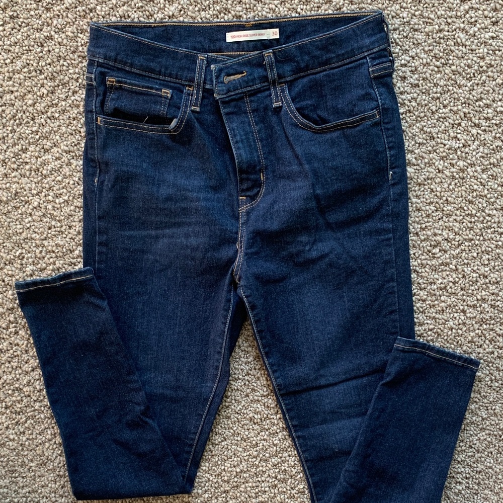 Levi's Women's Dark Blue Skinny Jeans